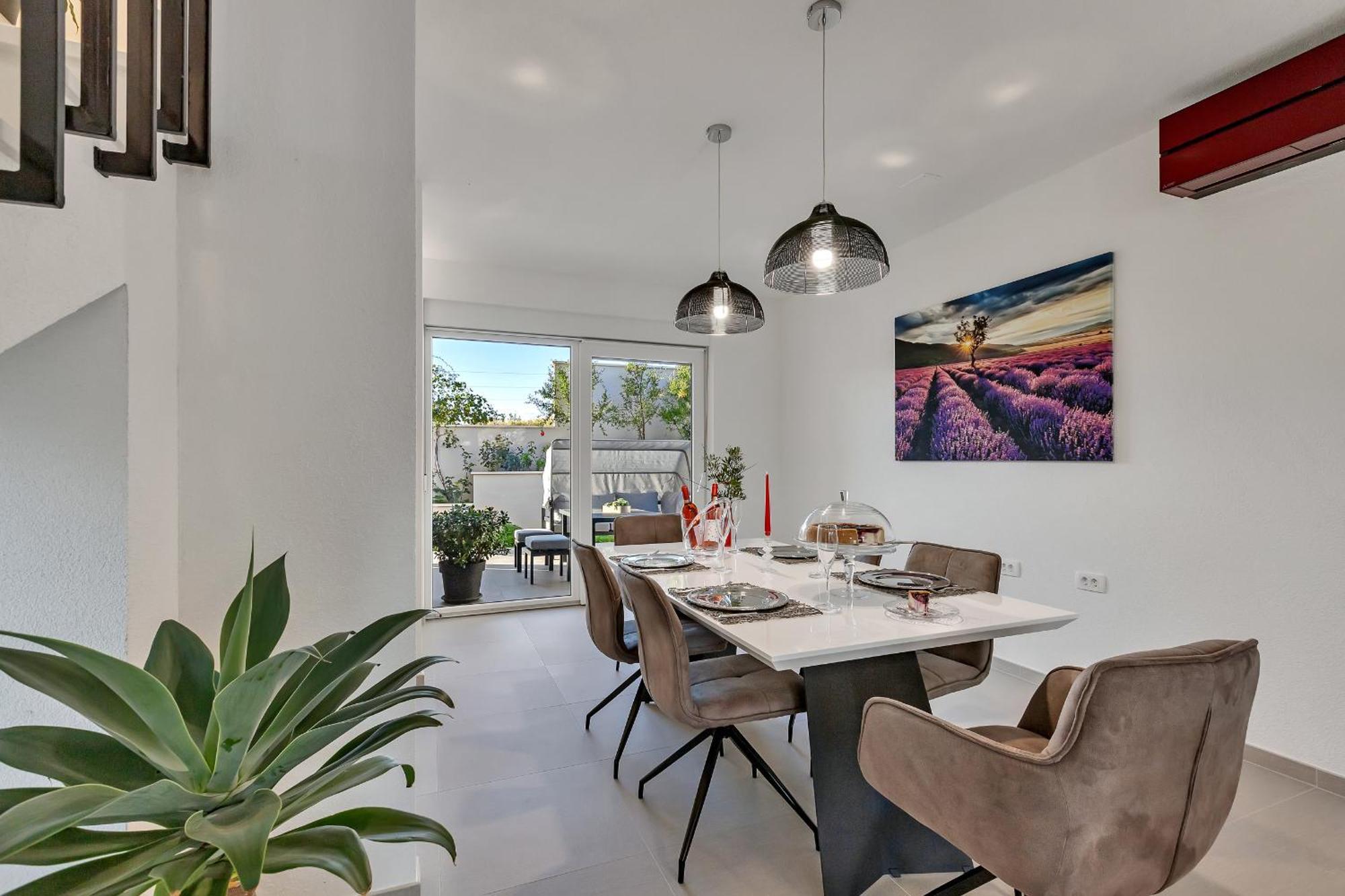 Golden Horizon Retreat Apartment พอดโกรา ภายนอก รูปภาพ